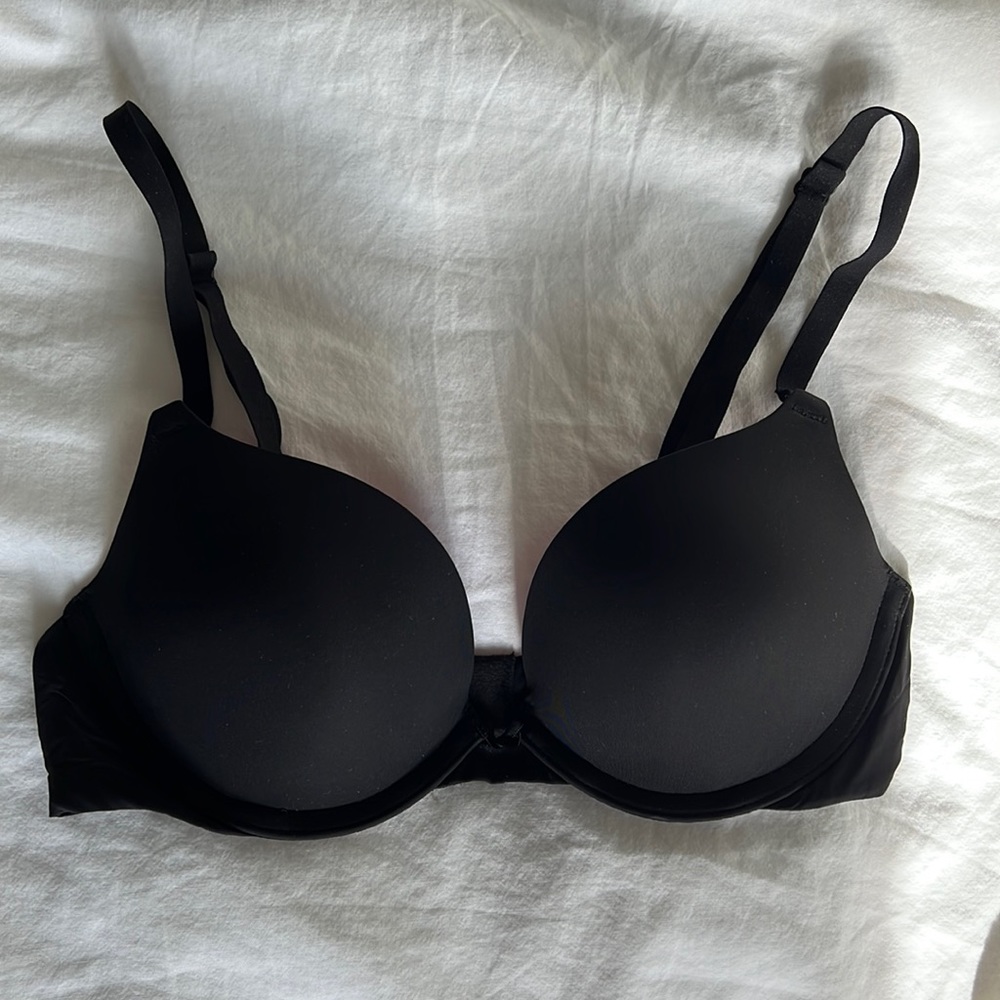 Victoria’s Secret Pink black push up bra